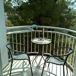 Апартаменты With A Parking Space Starigrad, Paklenica - 12992