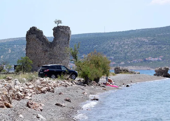 With A Parking Space Starigrad, Paklenica - 12992 סטאריגרד-פקלניצה