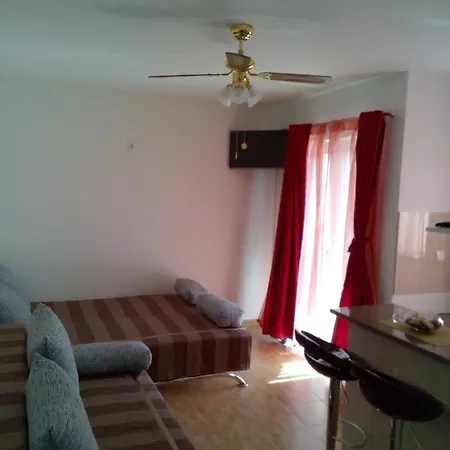 With A Parking Space Starigrad, Paklenica - 12992 Starigrad Paklenica